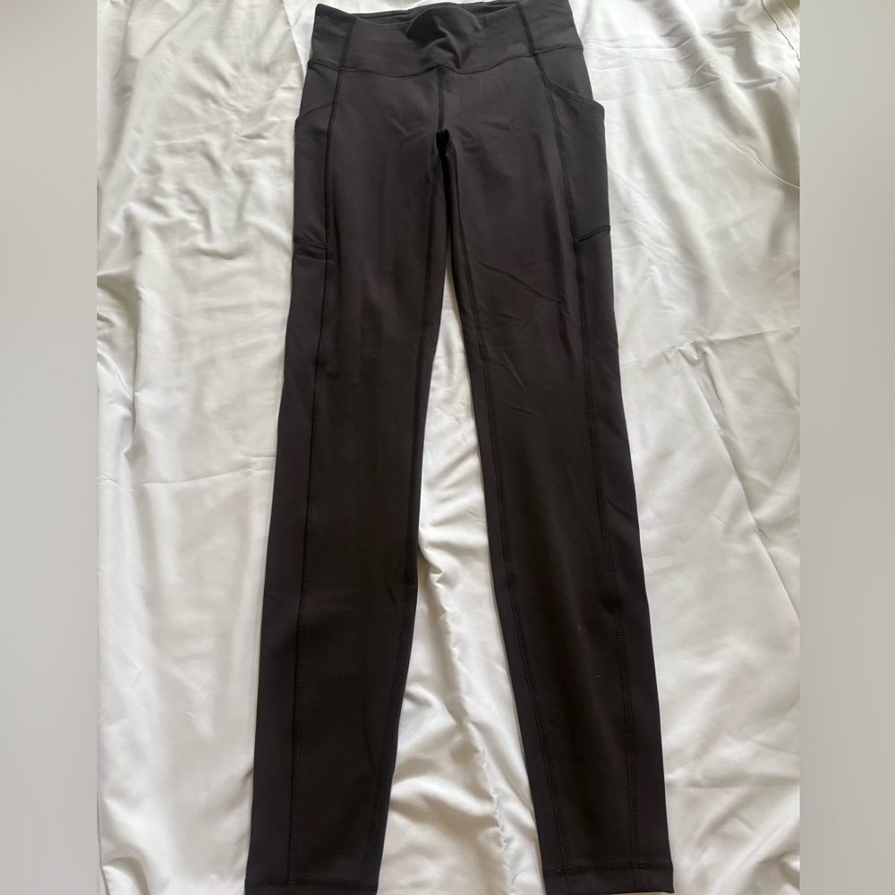 Lululemon invigorate high rise 25”